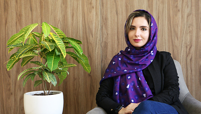 خانم نازنین اسدی