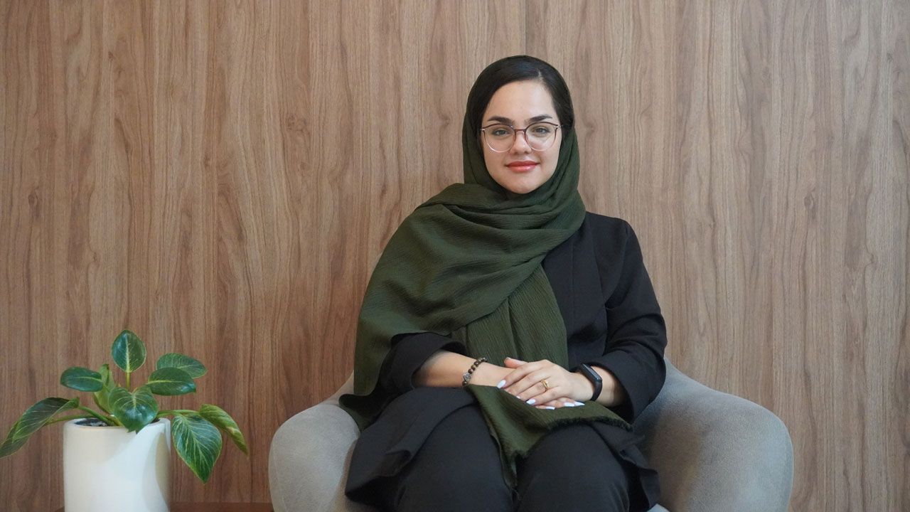 خانم فرزانه ابراهیمی