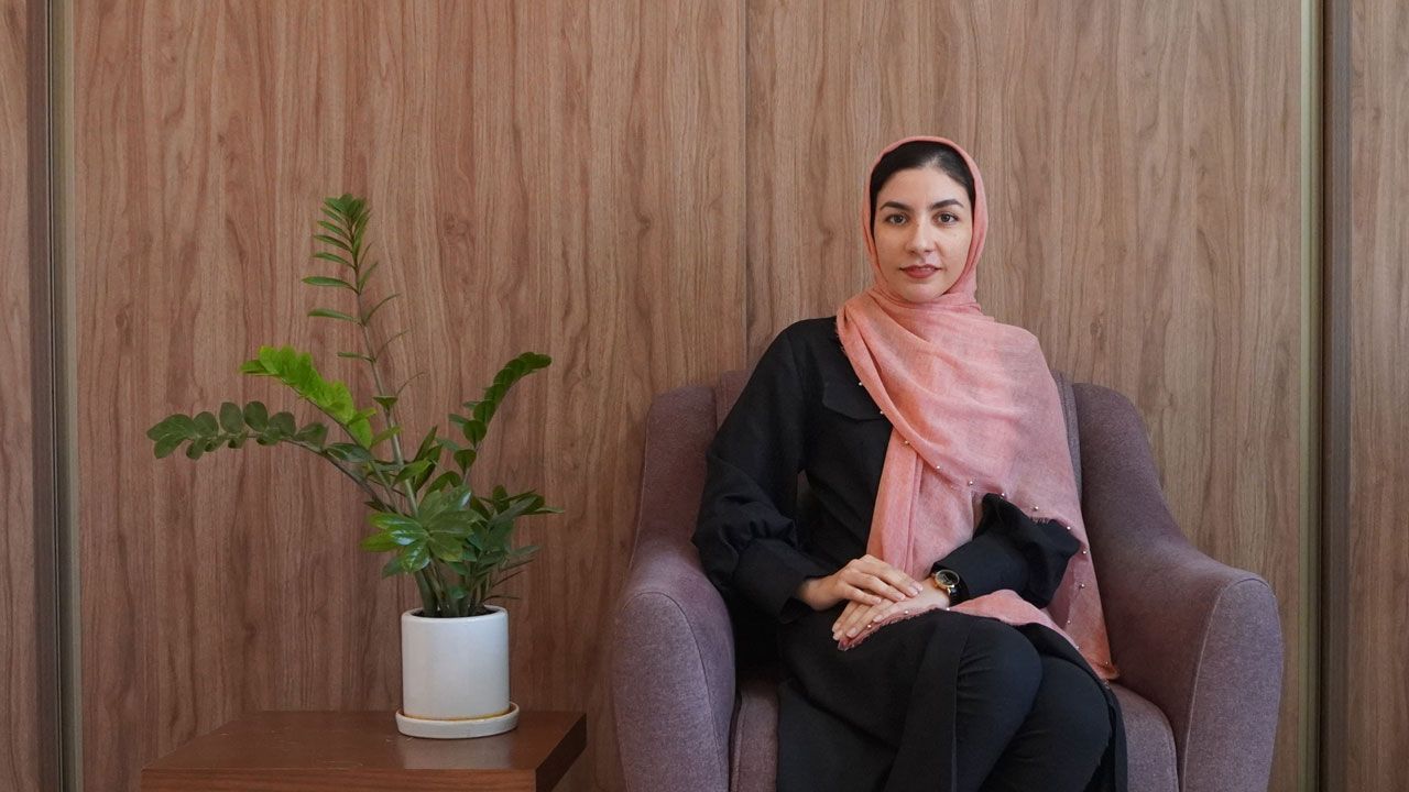 خانم مهدیه یساری