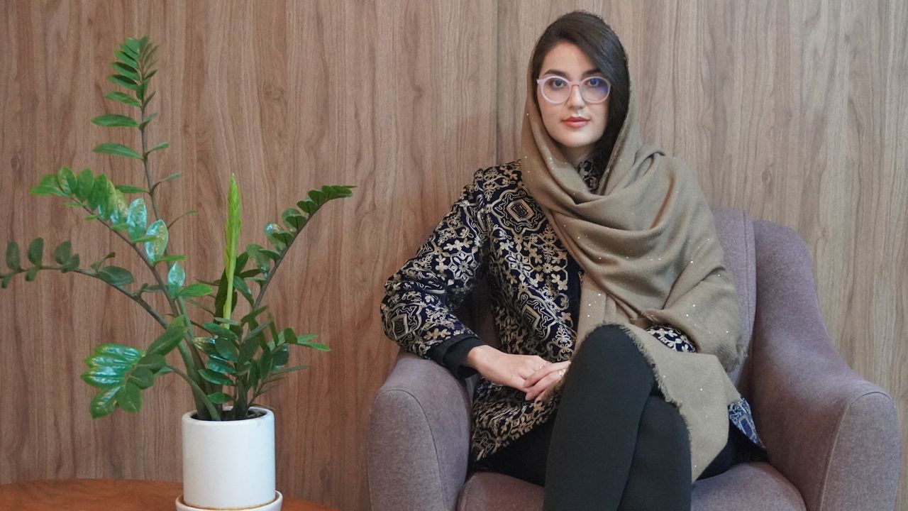 دکتر عسل آقاحسینی