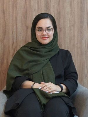 خانم فرزانه ابراهیمی