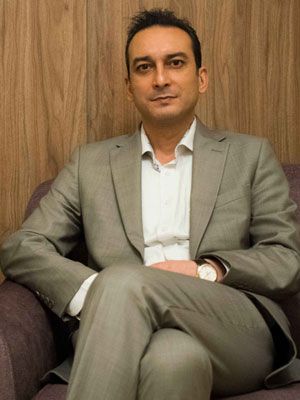 دکتر حسین نادعلی